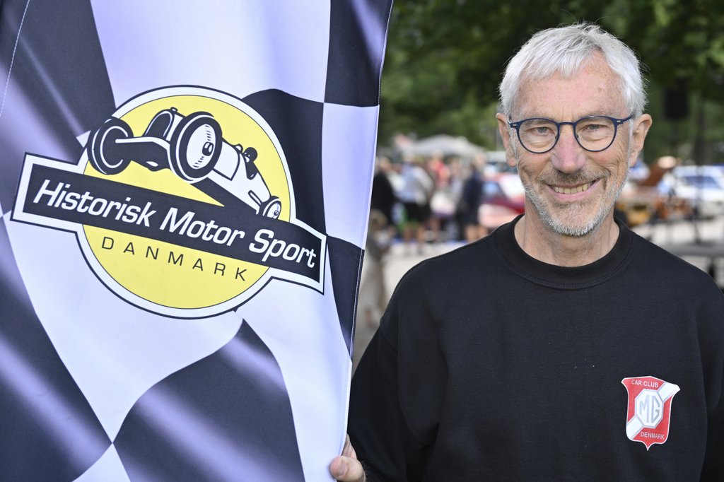 ”Munkebjerg Hill Climb havde ikke kun mange deltagere og tilskuere, men fejrede også bilismens kulturhistorie i Danmark over mere end 100 år,” siger Uffe Madsen fra Historisk Motor Sport Danmark.
(Foto: Michael Eisenberg)